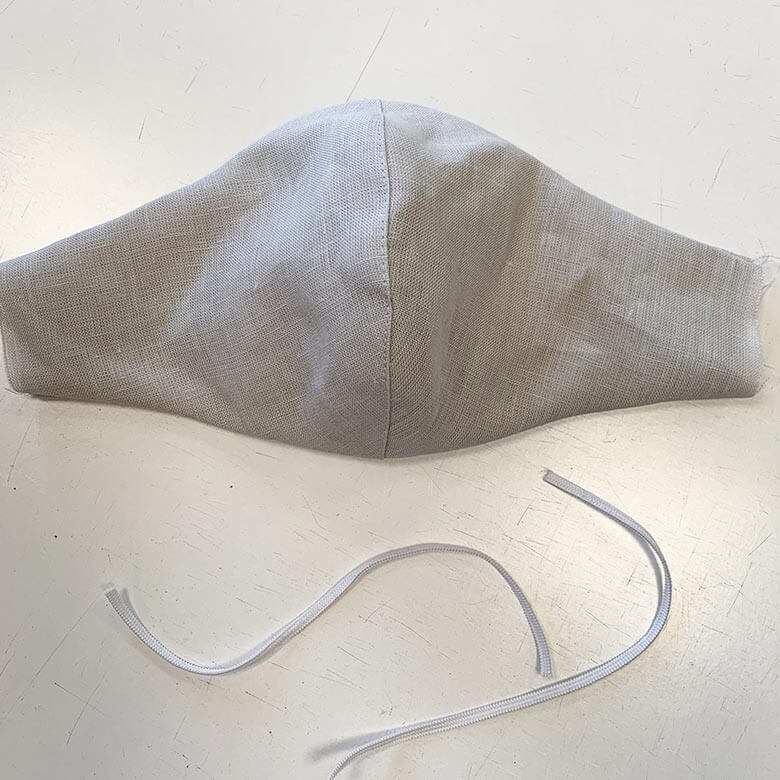 Wie man eine Leinen-Gesichtsmaske macht 9